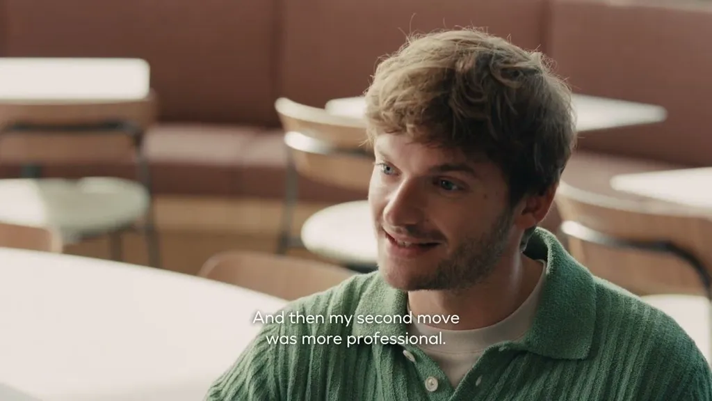 Miniatura del vídeo: Marco - Career growth that's never still | Life is too short for a boring career